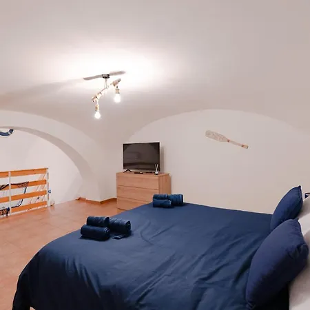 Blue Angel Oak - * Bari